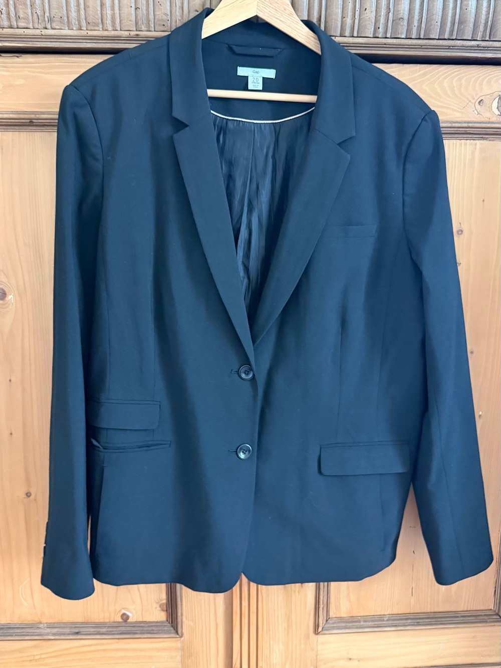 NWOT GAP Women's Black Single-Breasted Blazer
